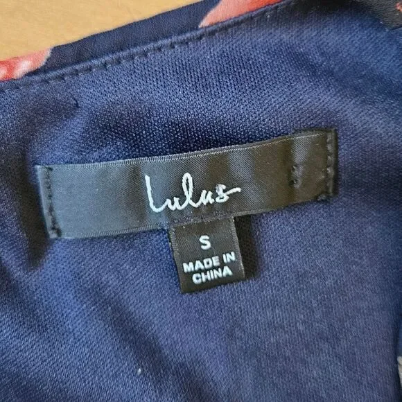 Lulu's Floral Romper - Picture 2 of 7